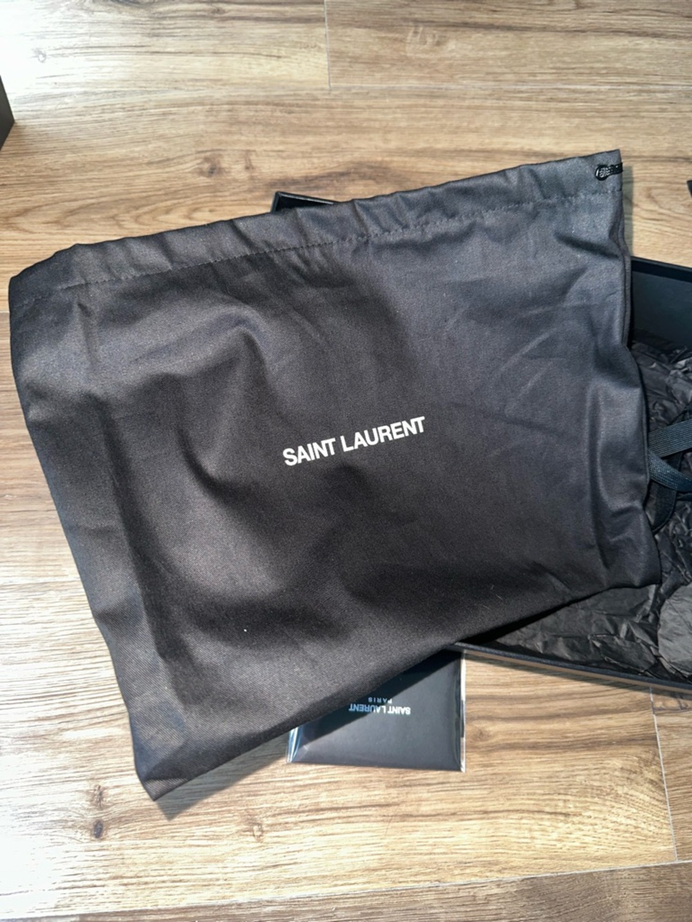 SAINT LAURENT KATE MEDIUM CHAIN BAG WITH TASSEL IN GRAIN - Picture 15 of 17